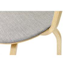 Load image into Gallery viewer, Chair 404 SPF - Detail