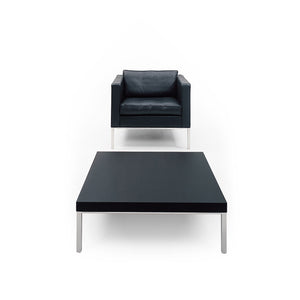 T905 Table and Easychair
