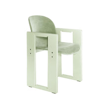 Load image into Gallery viewer, Dialogo - Matte Lacquered Light Green - T217