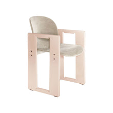 Load image into Gallery viewer, Dialogo - Matte Lacquered Powder Pink - T218