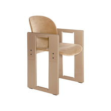 Load image into Gallery viewer, Dialogo - Glossy Lacquered Beige - T223