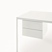 Load image into Gallery viewer, Helsinki 35 Office Table